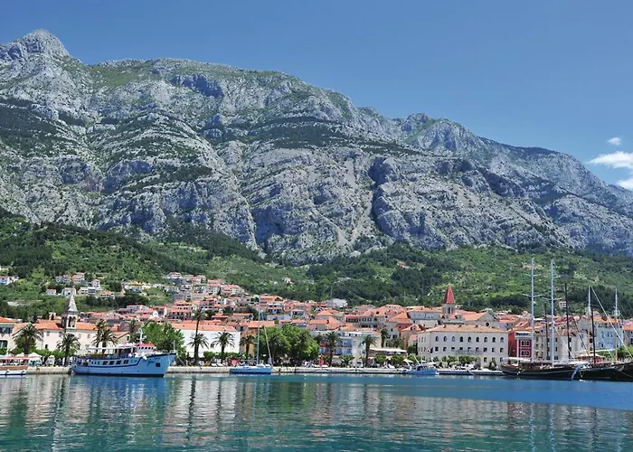 Vukovarska I * Makarska